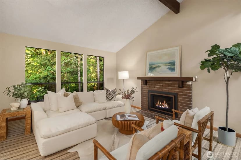 Property photo for 12112 Se 46th Pl, Bellevue photo 6