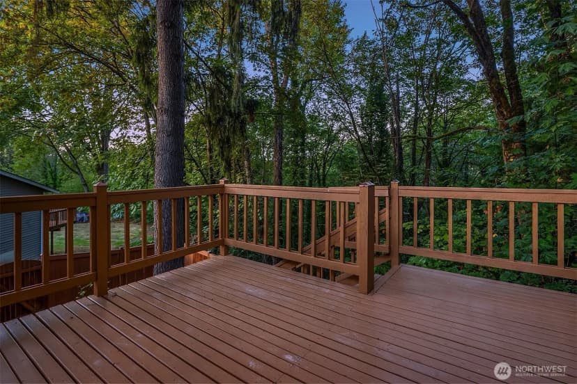 Property photo for 12112 Se 46th Pl, Bellevue photo 24