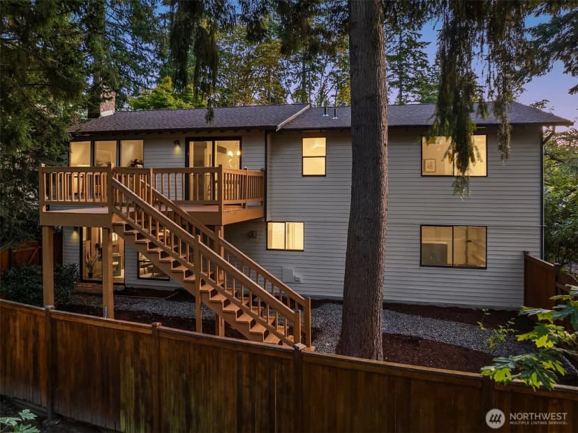 Property photo for 12112 Se 46th Pl, Bellevue photo 23