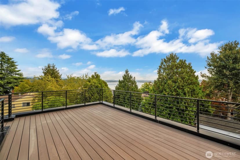 Property photo for 6700 52nd Avenue S, Seattle photo 15