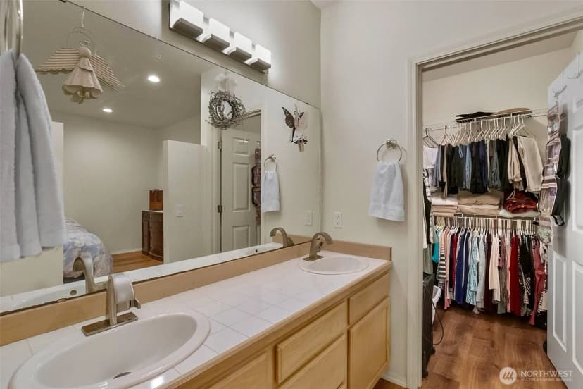 Property photo for 5400 Harbour Pointe Boulevard #k102, Mukilteo photo 27