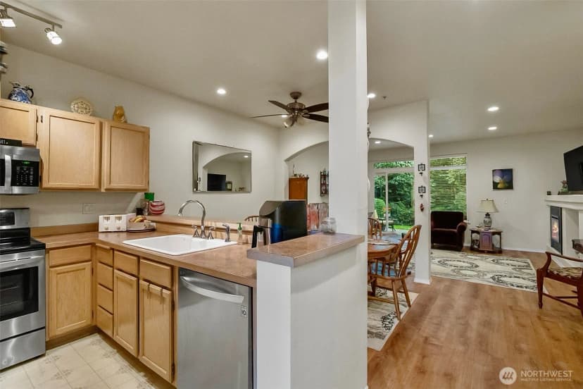 Property photo for 5400 Harbour Pointe Boulevard #k102, Mukilteo photo 7
