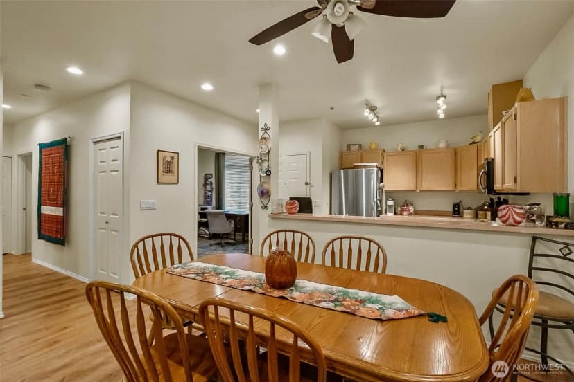 Property photo for 5400 Harbour Pointe Boulevard #k102, Mukilteo photo 21