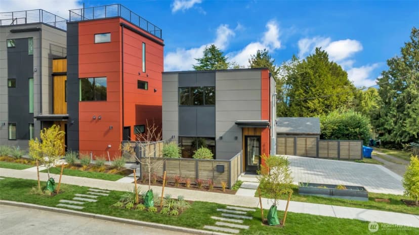 Property photo for 6702 52nd Avenue S, Seattle photo 14