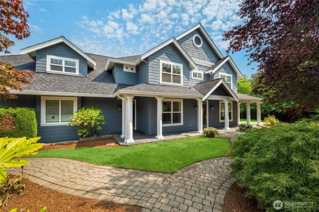 Property photo for 1308 100th Avenue Ne, Bellevue