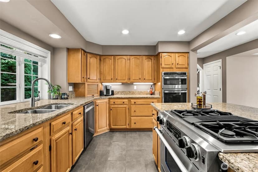 Property photo for 26257 Se 162 Place, Issaquah photo 10