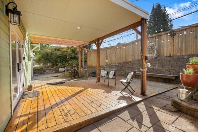 Property photo for 916 E Marine View Drive, Everett photo 5
