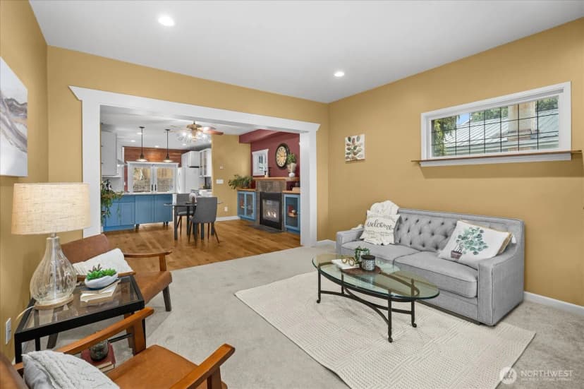 Property photo for 916 E Marine View Drive, Everett photo 6