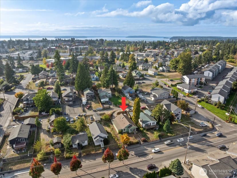 Property photo for 916 E Marine View Drive, Everett photo 31