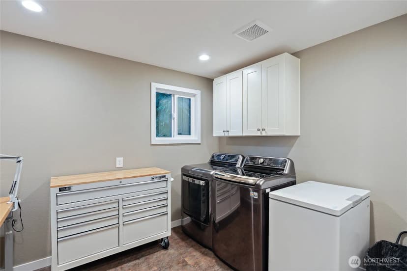 Property photo for 18483 47th Place Ne, Lake Forest Park photo 24
