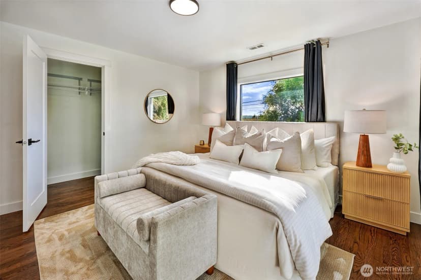 Property photo for 5818 S 18th Avenue S, Seattle photo 17