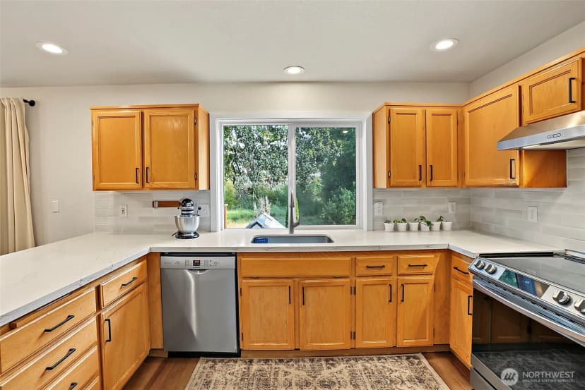 Property photo for 4019 159th Street Ct E, Tacoma photo 10