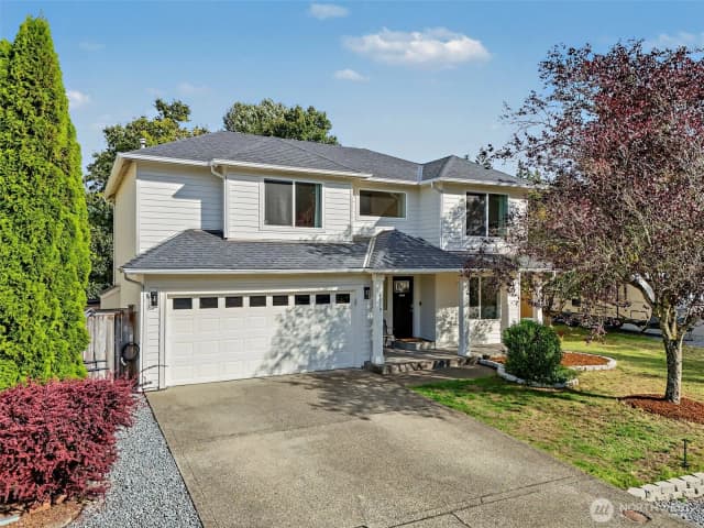 Property photo for 4019 159th Street Ct E, Tacoma photo 2