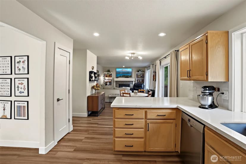 Property photo for 4019 159th Street Ct E, Tacoma photo 12