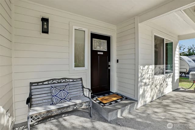 Property photo for 4019 159th Street Ct E, Tacoma photo 3