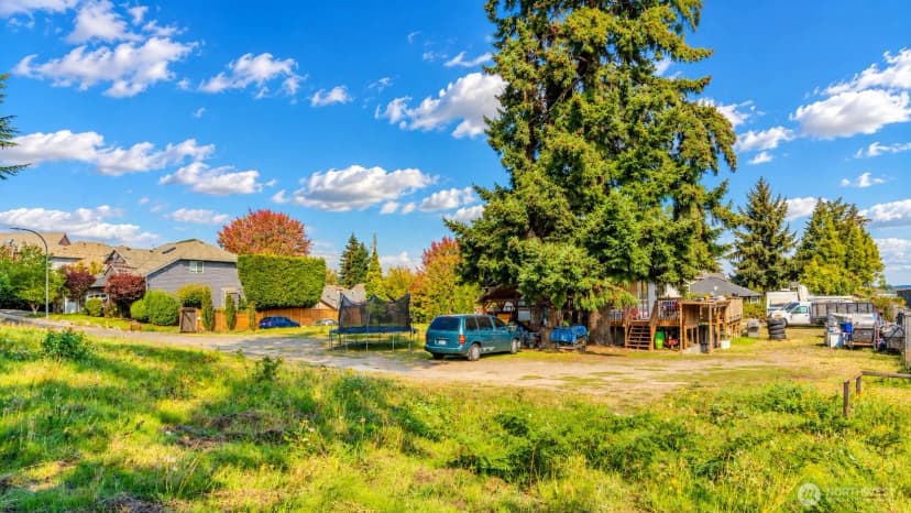 Property photo for 3804 Meadow Avenue N, Renton photo 6