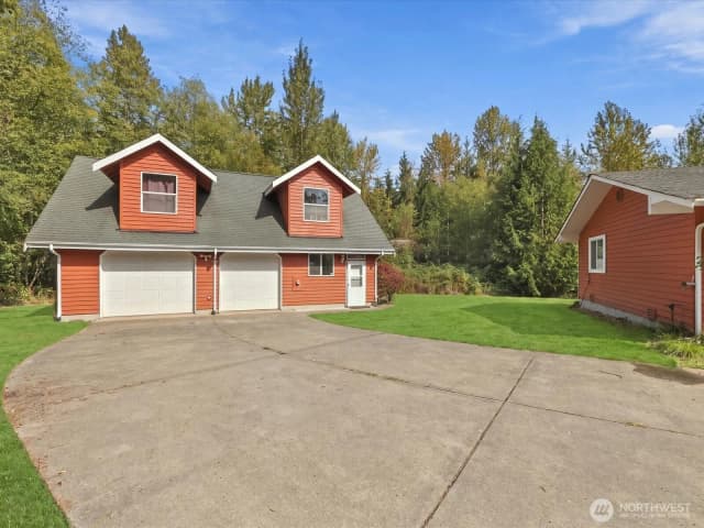 Property photo for 21621 108th Street Se, Snohomish photo 2