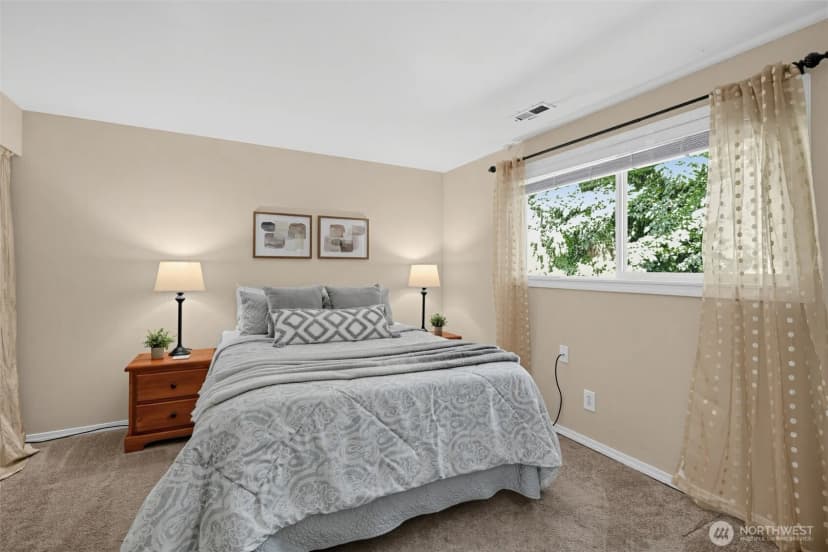 Property photo for 14627 57th Place W, Edmonds photo 10