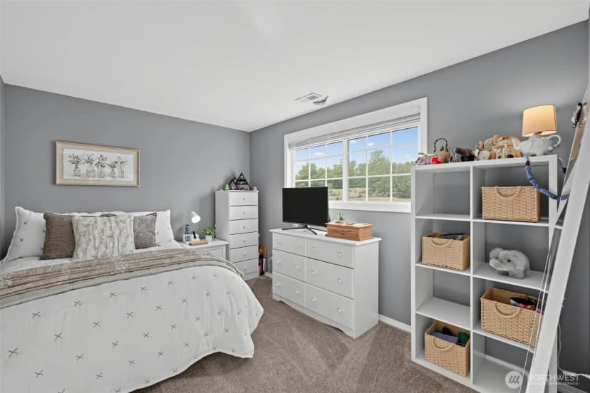 Property photo for 14627 57th Place W, Edmonds photo 13