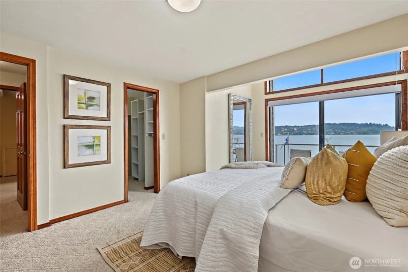 Property photo for 9846 Rainier Avenue S, Seattle photo 15