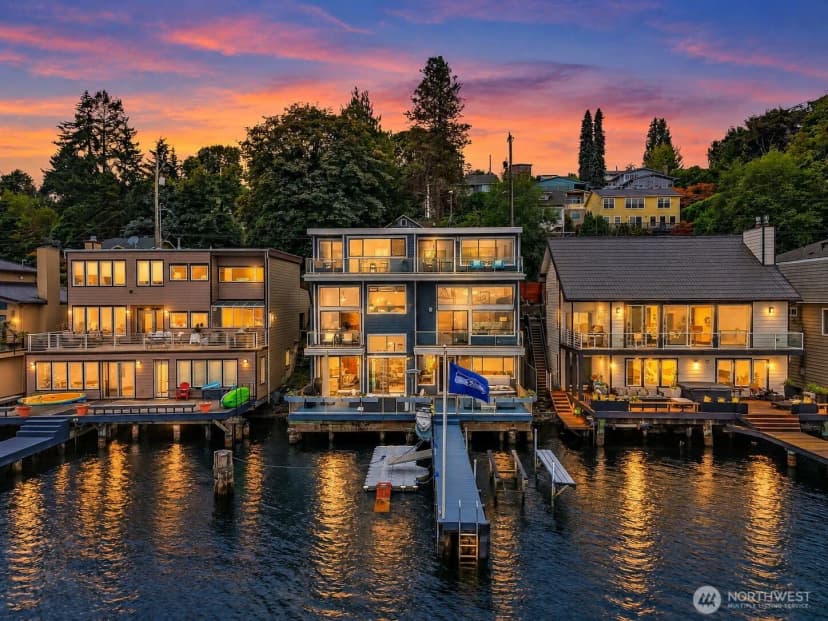 Property photo for 9846 Rainier Avenue S, Seattle