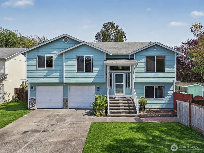Property photo for 3011 12th Street Pl Sw, Puyallup