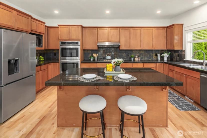 Property photo for 3154 Ne Marquette Way, Issaquah photo 12