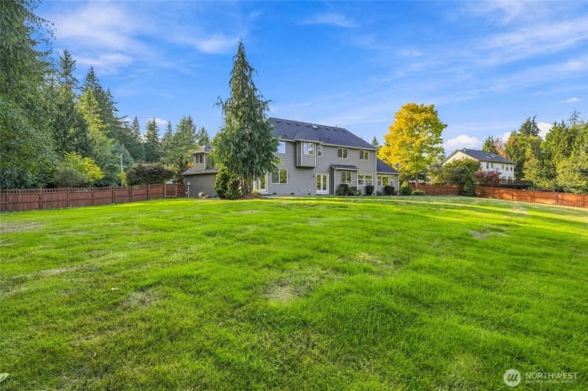 Property photo for 11605 6th Avenue Ne, Marysville photo 26
