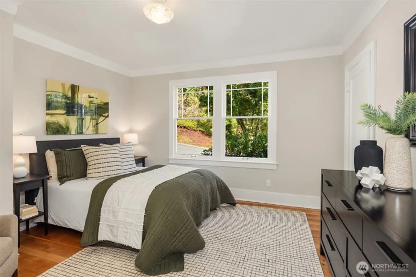 Property photo for 163 Ward Street, Seattle photo 14