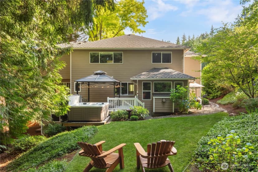 Property photo for 10405 Ne 151st Place, Bothell photo 2