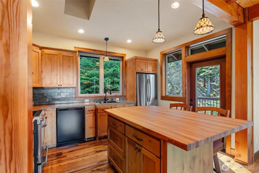Property photo for 824 Huntrick Drive, Cle Elum photo 18