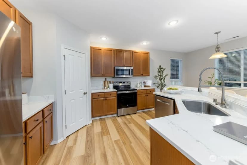 Property photo for 22907 Se 271st Place, Maple Valley photo 4