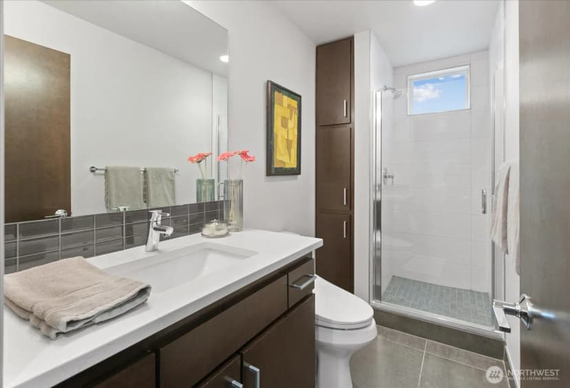 Property photo for 2426 Nw 64th Street #c, Seattle photo 6