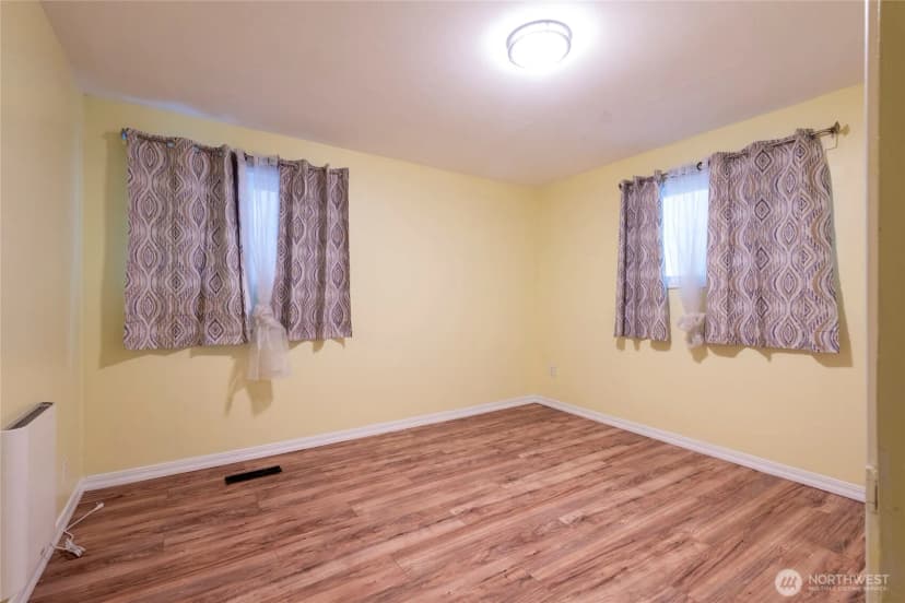 Property photo for 11321 30th Avenue Ne, Seattle photo 27