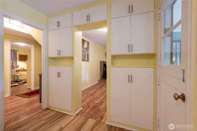 Property photo for 11321 30th Avenue Ne, Seattle photo 14