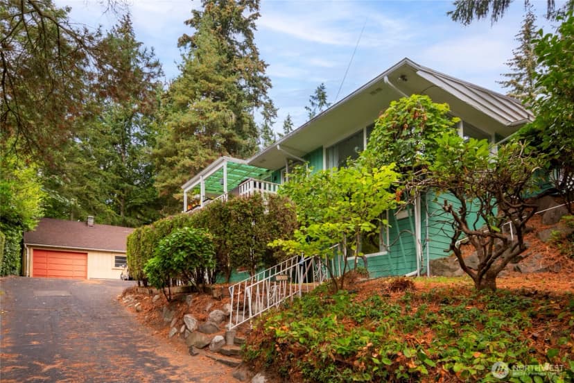 Property photo for 11321 30th Avenue Ne, Seattle photo 29