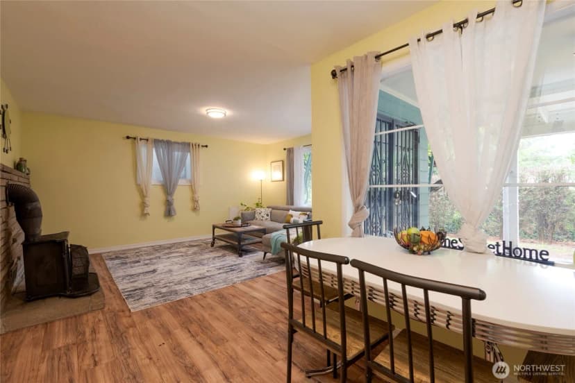 Property photo for 11321 30th Avenue Ne, Seattle photo 15