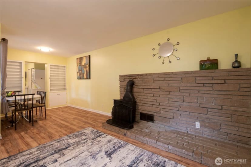 Property photo for 11321 30th Avenue Ne, Seattle photo 18