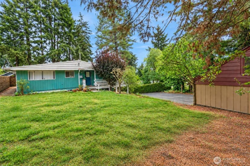 Property photo for 11321 30th Avenue Ne, Seattle photo 30