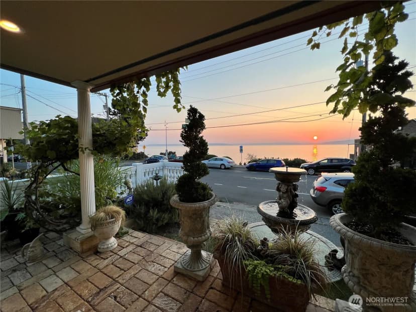 Property photo for 4030 Beach Drive Sw, Seattle photo 25