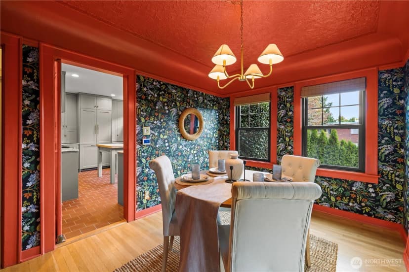 Property photo for 2355 45th Avenue Sw, Seattle photo 8