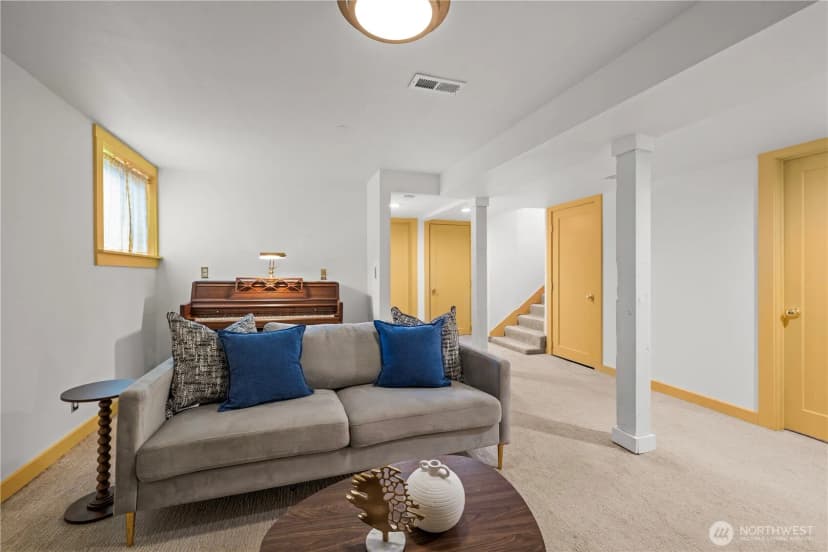 Property photo for 2355 45th Avenue Sw, Seattle photo 21