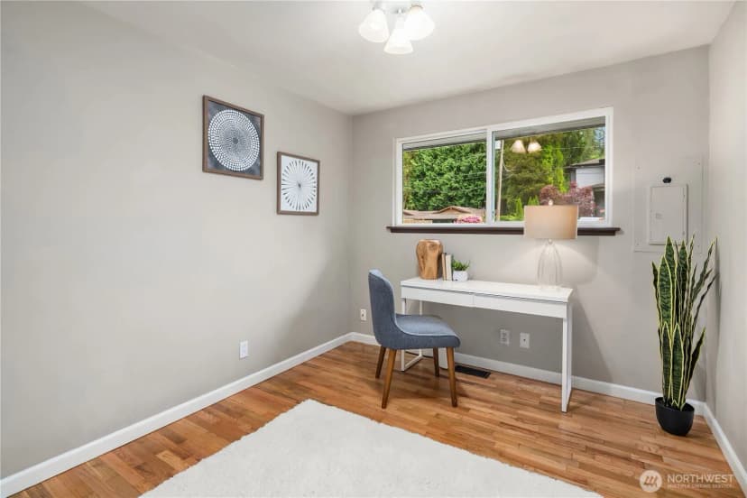 Property photo for 570 Se Andrews Street, Issaquah photo 13