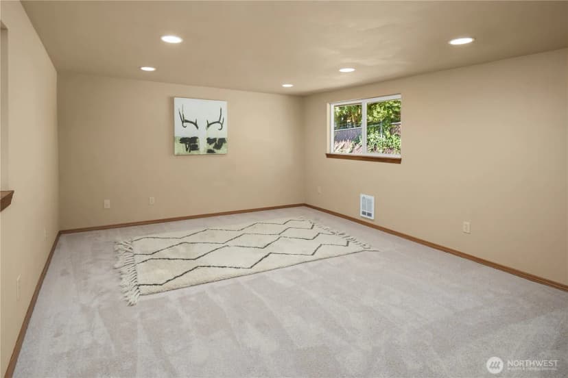 Property photo for 570 Se Andrews Street, Issaquah photo 18