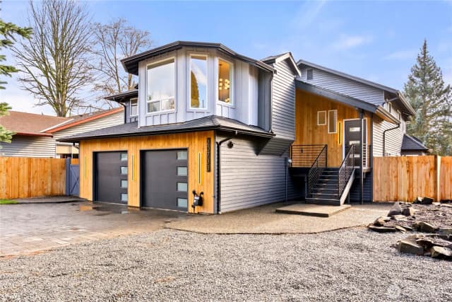 Property photo for 20733 Elberta Road, Lynnwood photo 2
