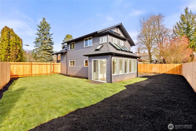 Property photo for 20733 Elberta Road, Lynnwood photo 39