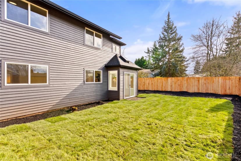 Property photo for 20733 Elberta Road, Lynnwood photo 38