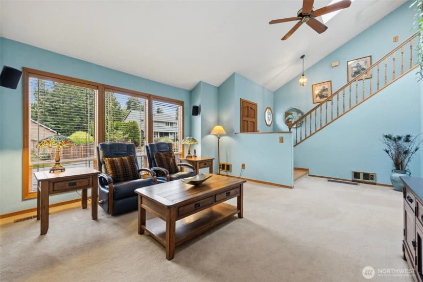 Property photo for 23504 19th Drive Se, Bothell photo 4