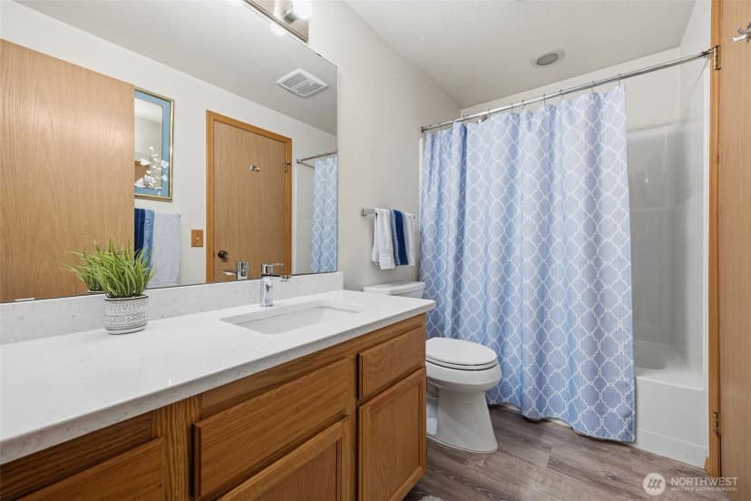 Property photo for 23504 19th Drive Se, Bothell photo 12