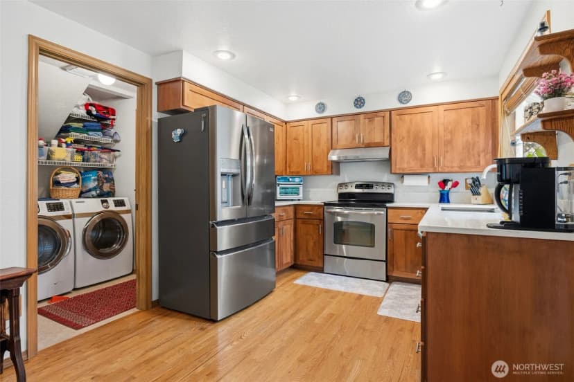 Property photo for 23504 19th Drive Se, Bothell photo 6